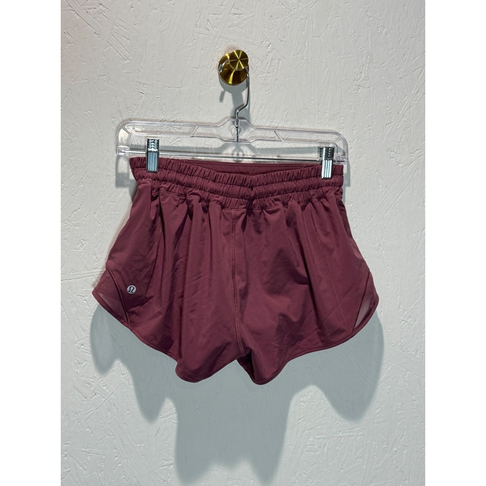 Lululemon Hotty Hot 2.5" Mesh Athletic Shorts Women's Size 8 Plum Mauve
